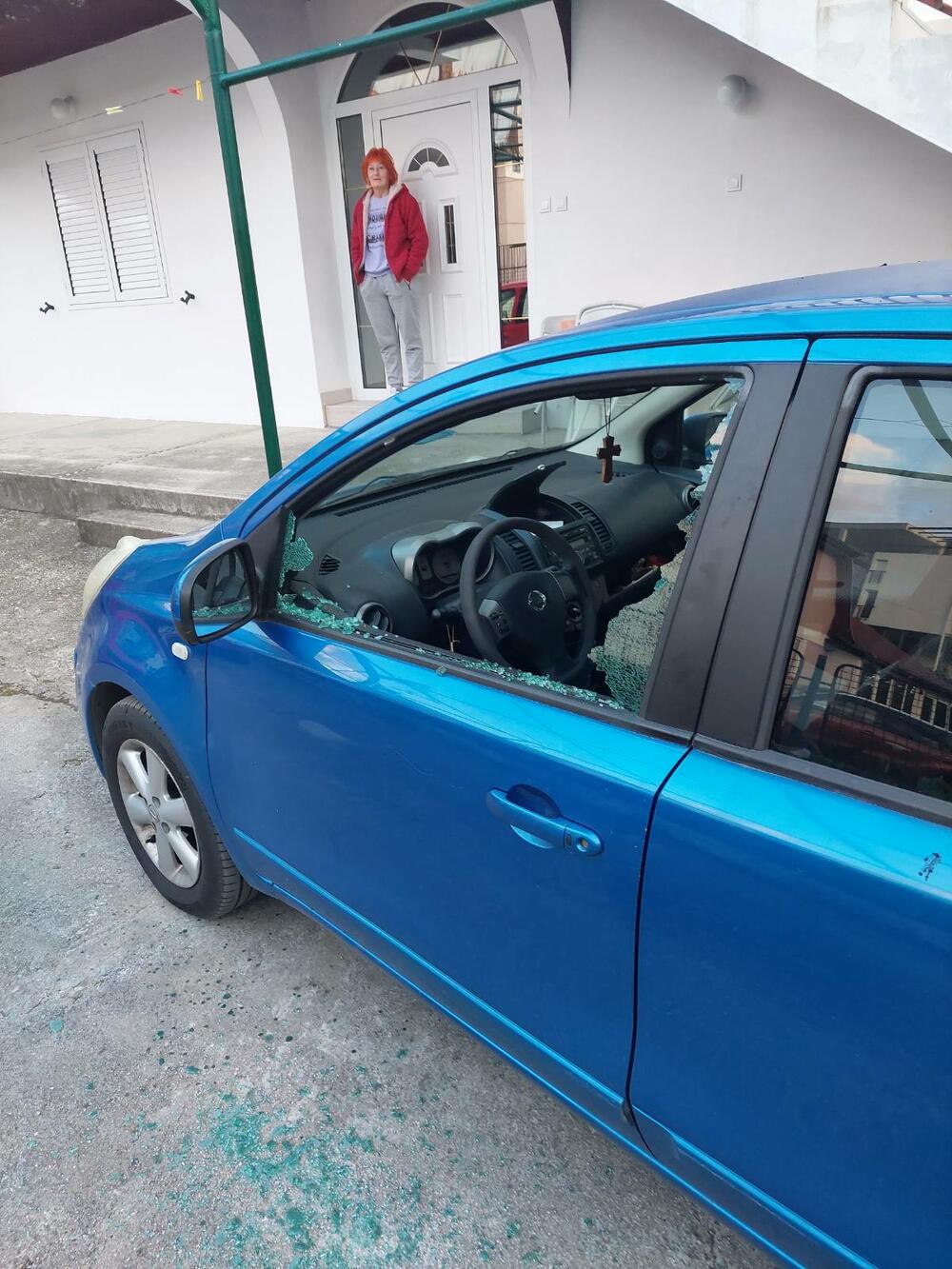 demolirano auto Zorana Lučića