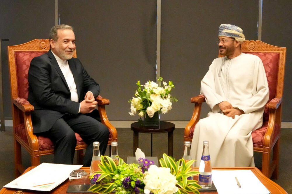 Abas Aragči i omanski ministar spoljnih poslova, Foto: Reuters