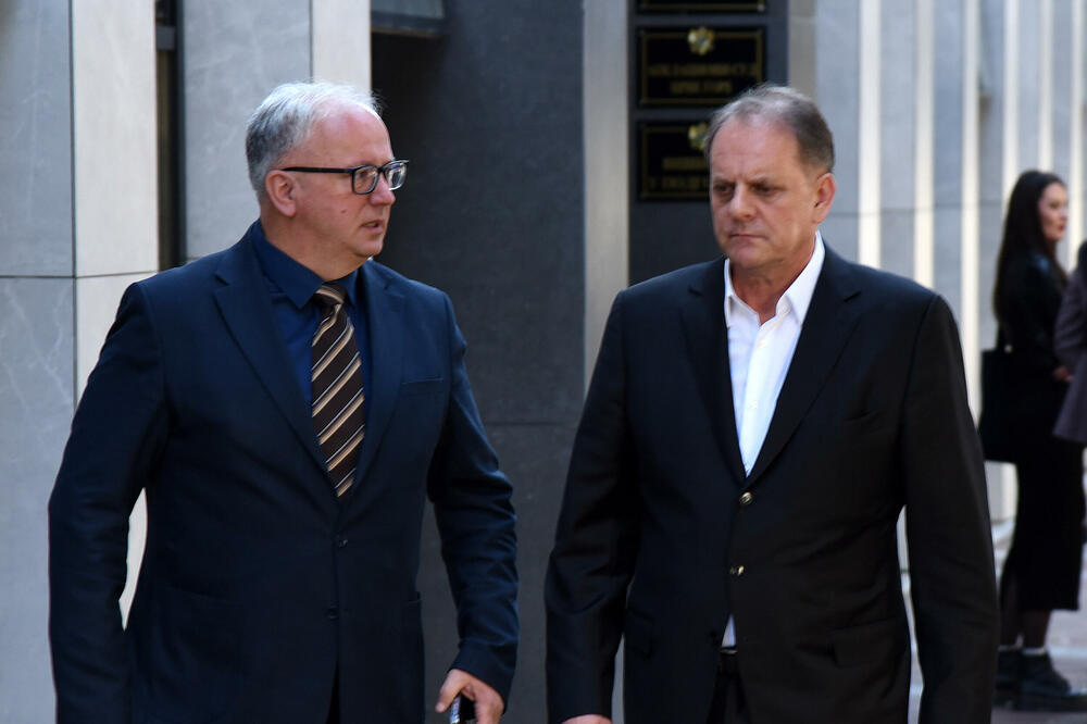 Stijepović sa advokatom, Foto: Luka Zekovic