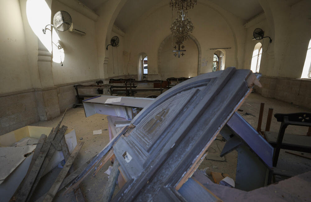 <p>Lokalni novinar je rekao da su Izraelske odbrambene snage (IDF) pozvale doktora i dale upozorenje o evakuaciji</p>