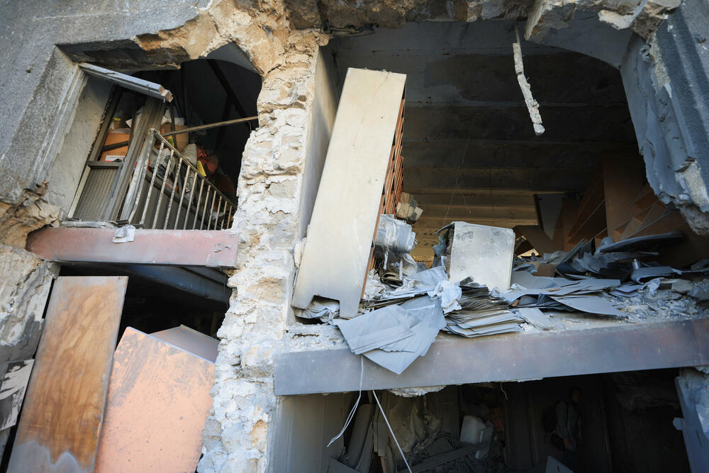 <p>Lokalni novinar je rekao da su Izraelske odbrambene snage (IDF) pozvale doktora i dale upozorenje o evakuaciji</p>