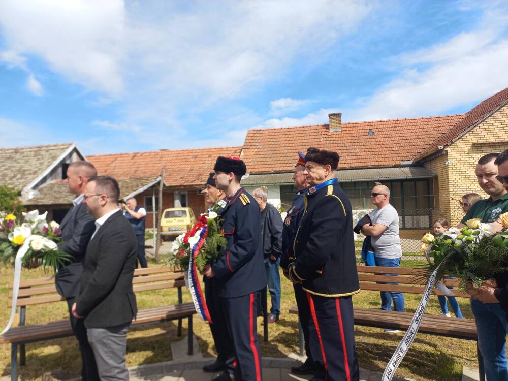 <p>Na obilježavanju 84 godine od smrti Žugića, Vraneš je izjavio da "srpski narod gdje god da živi ne smije da zaboravi na svoje heroje čijom zaslugom svi mi danas živimo u slobodi"</p>