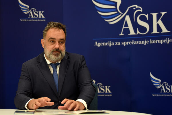 TV Vijesti: Drakić se jedini prijavio na konkurs za izbor...