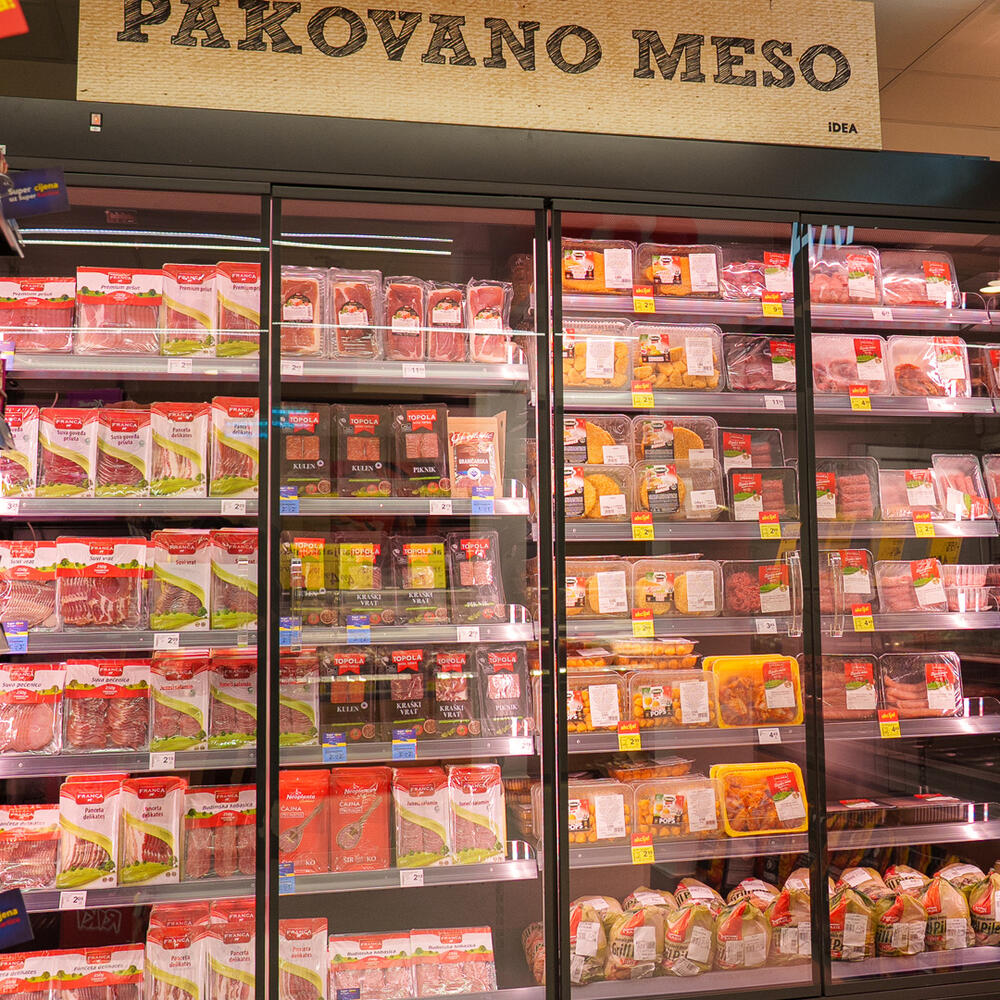 <p>Posjetite renoviranu IDEA prodavnicu u Kolašinu u uživajte u bogatoj ponudi proizvoda provjerenog kvaliteta, unaprijeđenom asortimanu, posebnim pogodnostima i iznenađenjima povodom ponovnog otvaranja, kao i u prijatnom ambijentu i najboljoj usluzi</p>