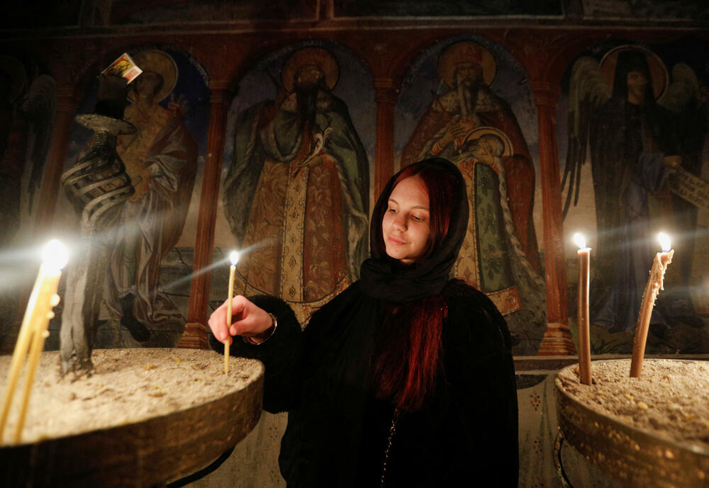 <p>Proslave povodom najvećeg i najstarije hrišćanskog praznika</p>