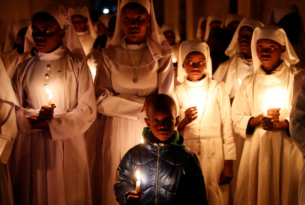 <p>Proslave povodom najvećeg i najstarije hrišćanskog praznika</p>
