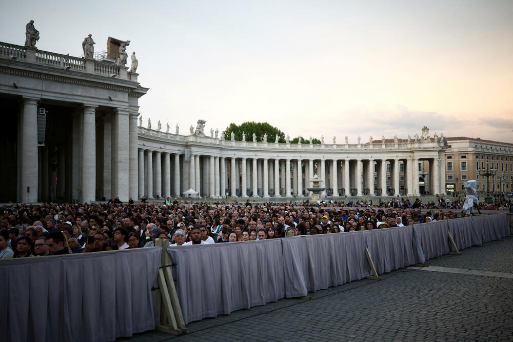 <p>Poglavar Rimokatoličke crkve preminuo u 89. godini</p>