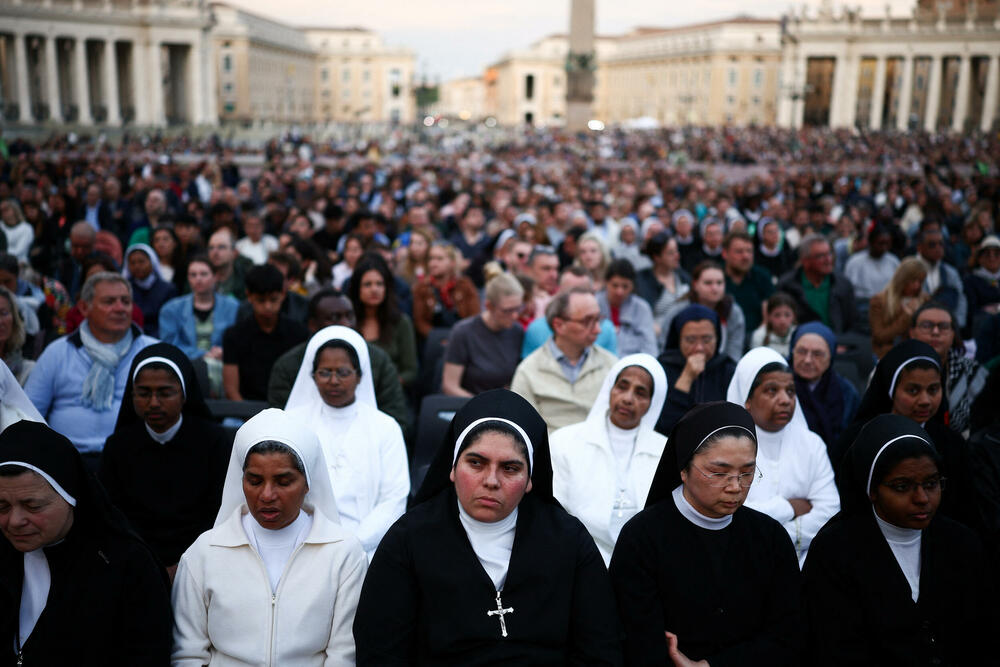 <p>Poglavar Rimokatoličke crkve preminuo u 89. godini</p>