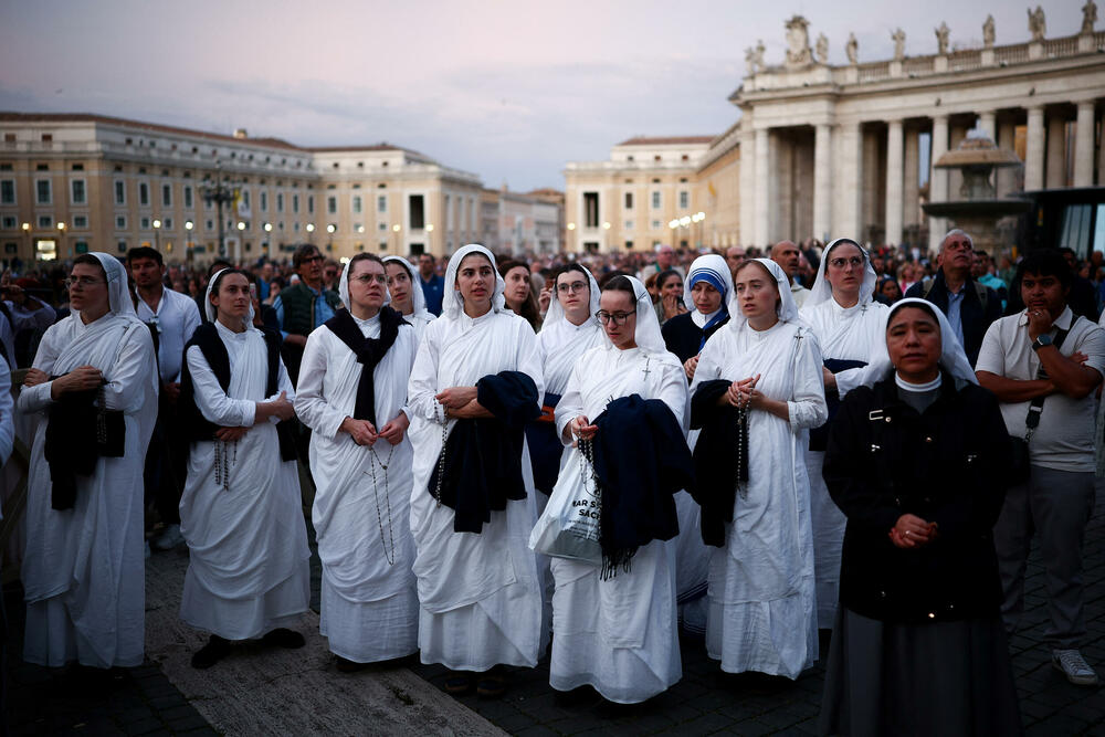<p>Poglavar Rimokatoličke crkve preminuo u 89. godini</p>