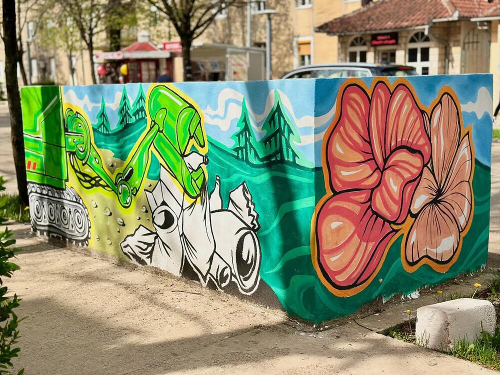 <p>Akciju uređenja niša realizuje Opština Nikšić, kao uvod u programe Festivala urbane kulture koji će tokom ljetnjih mjeseci biti održan u gradu pod Trebjesom</p>