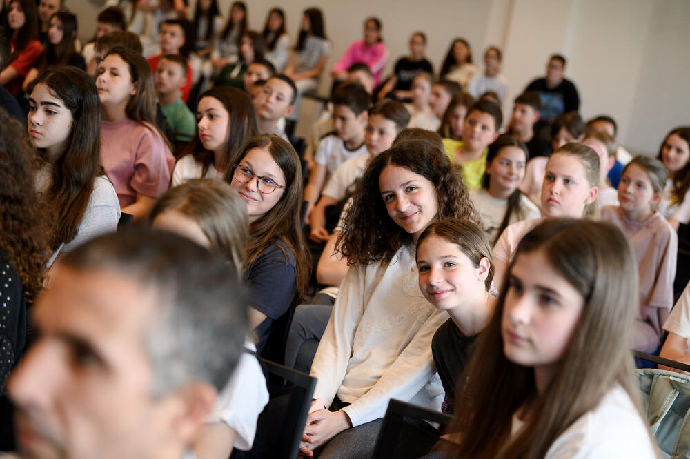 <p><strong>Tribina Dan djevojčica u ICT-ju</strong></p>