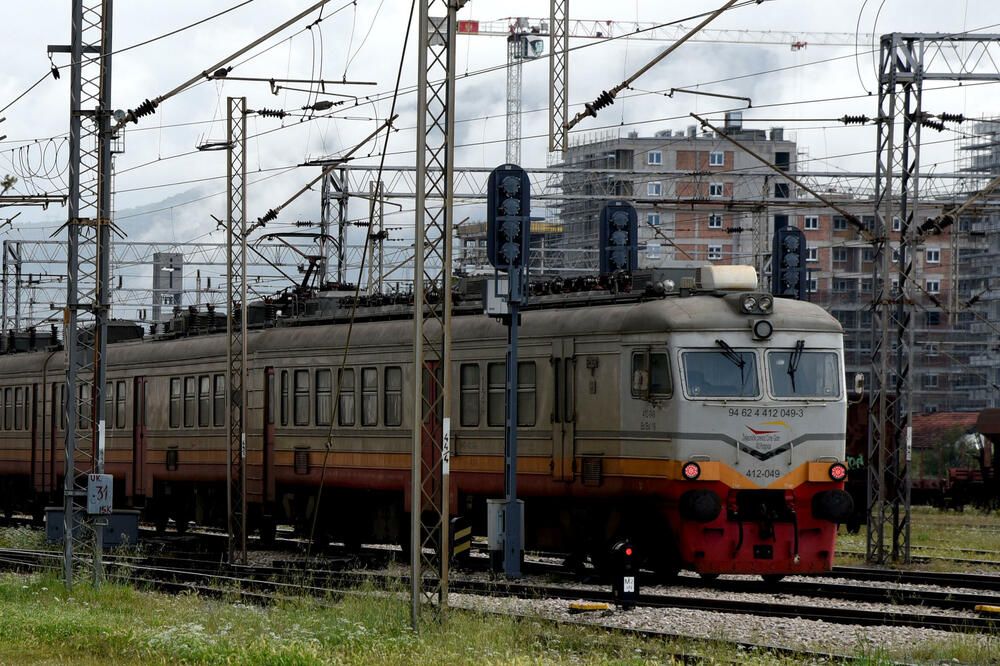 Mašinovođa udaljen sa posla do konačne odluke (Ilustracija), Foto: Luka Zekovic