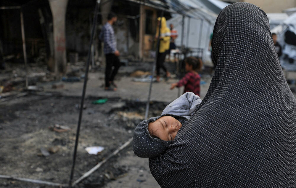 <p>Ministri spoljnih poslova Njemačke, Francuske i Velike Britanije su zajednički pozvali Izrael da se pridržava međunarodnog prava i dozvoli nesmetan prolaz humanitarne pomoći u Gazu</p>