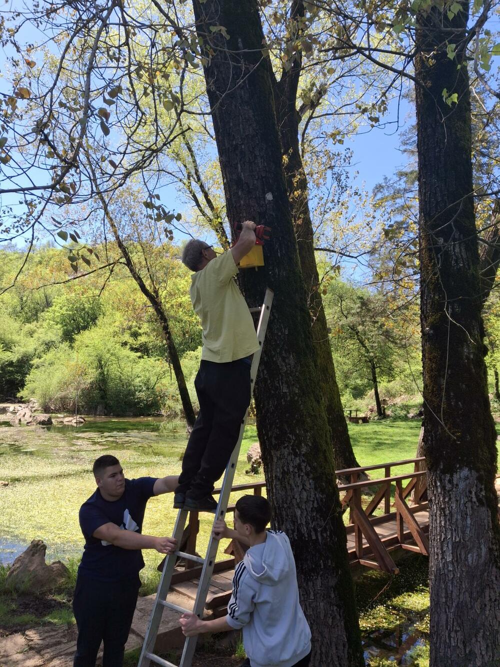 <p>Uvod u ovogodišnju aktivnost bilo je interaktivno predavanje o životnoj sredini i lokalitetu Blace održano nikšićkim gimnazijalcima</p>