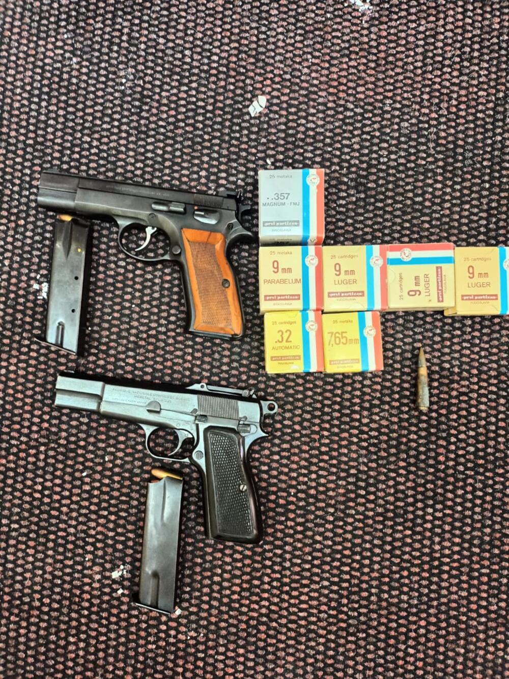 <p>Fokus akcije bio na operativno interesantnim i sa njima povezanim osobama</p>