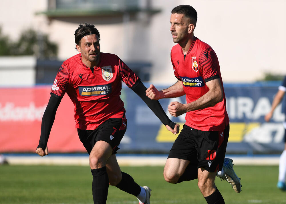 Asmir Kajević, FK Dečić, Fudbaleri Dečića