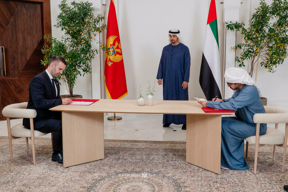 Sa potpisivanja sporazuma sa UAE: Spajić i šeik Abdulah bin Zajed Al Nahjan, Foto: gov.me