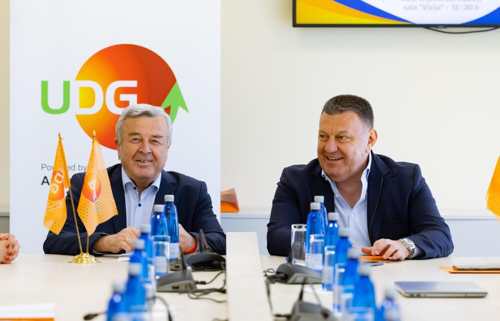 <p>Cilj saradnje je ostvarivanje zajedničkih aktivnosti u svim nastavnim oblastima vezanim za obrazovanje stručnjaka u sportu, realizaciji nacionalnih i međunarodnih projekata kao i promociji obrazovanja u sportu i dvostrukih karijera</p>