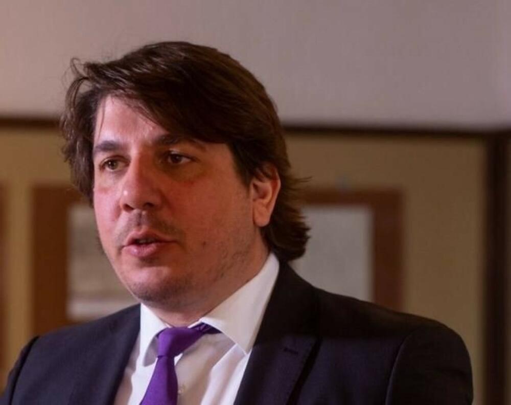 Tožilstvo obsodilo nasilje na protestih, Radović napovedal boj proti okoljskemu kriminalu.