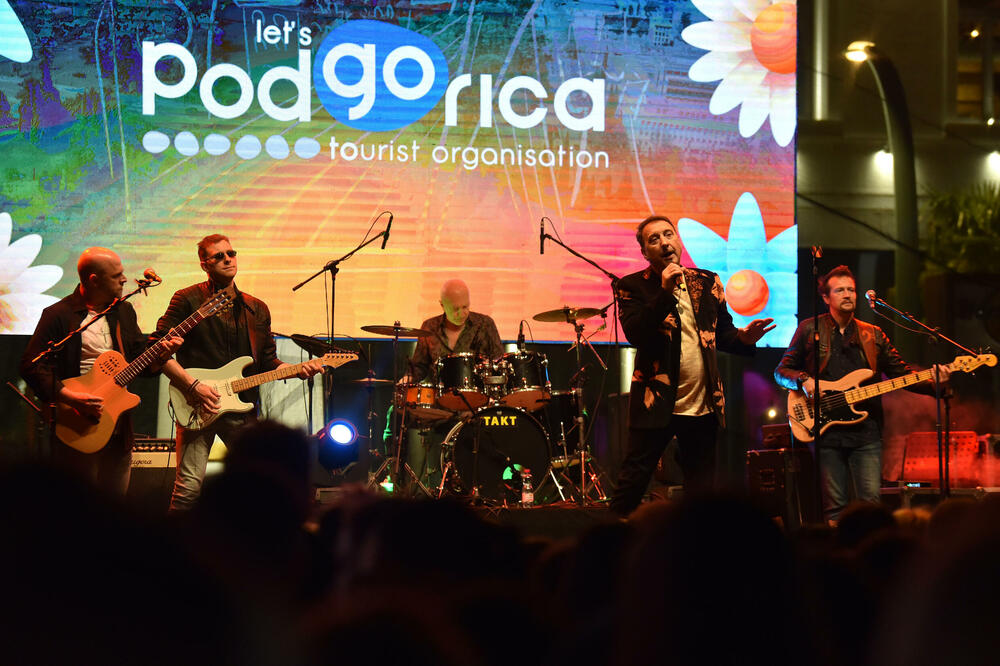 Sa koncerta grupe Hari mata Hari, Foto: Boris Pejović