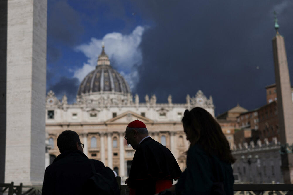Kardinal Mario Zenari dolazi na konklavu, Foto: Reuters