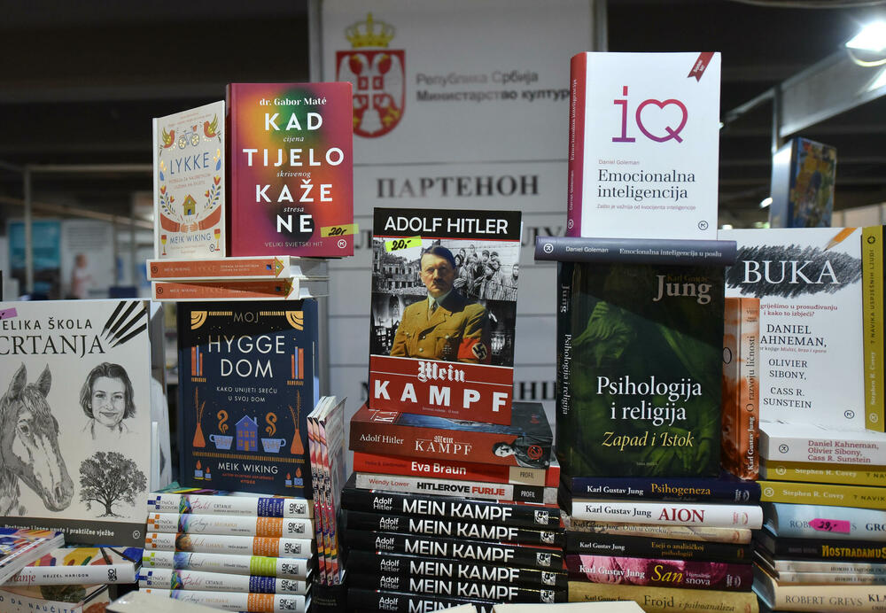 <p>Međunarodni podgorički sajam knjiga i obrazovanja zaslužuje svoj, sajamski prostor, poručila je ministarka kulture i medija Tamara Vujović i pozdravila inicijativu Glavnog grada kojom se najavljuje sajamska zgrada</p>