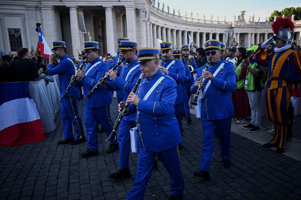 <p>Lav XIV je prvi papa iz Sjedinjenih Američkih Država</p>