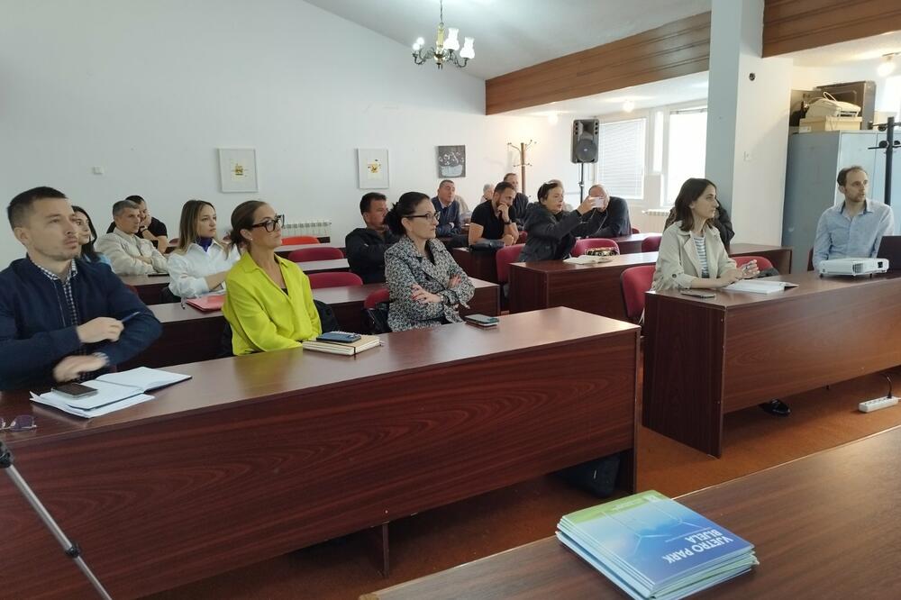 Sa javne rasprave, Foto: Privatna arhiva