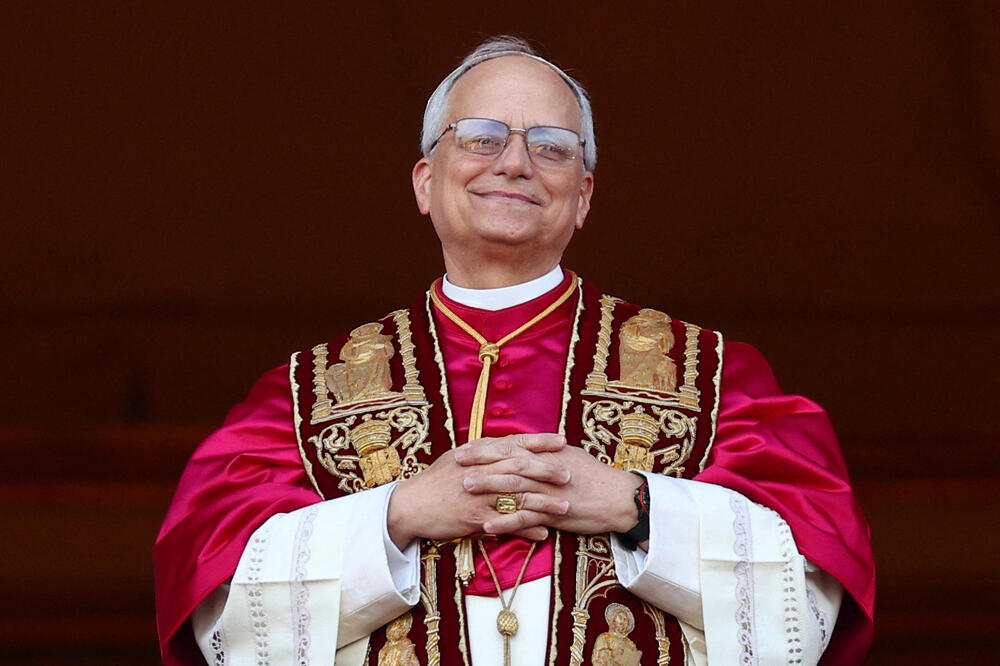 Papa Lav XIV juče na balkonu Bazilike svetog Petra, Foto: Rojters