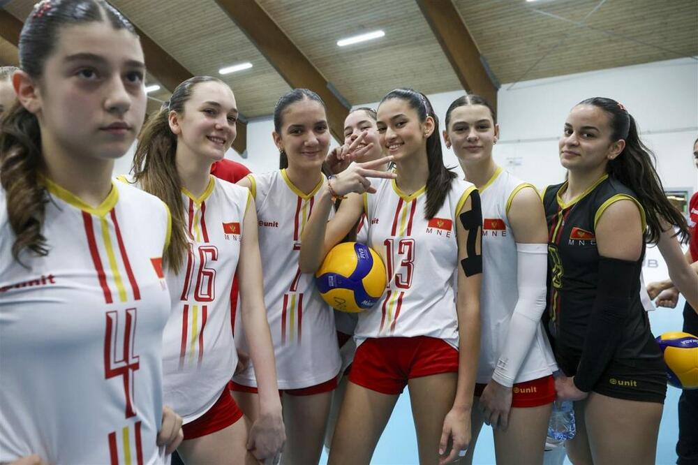 Ženska pionirska odbojkaška reprezentacija Crne Gore