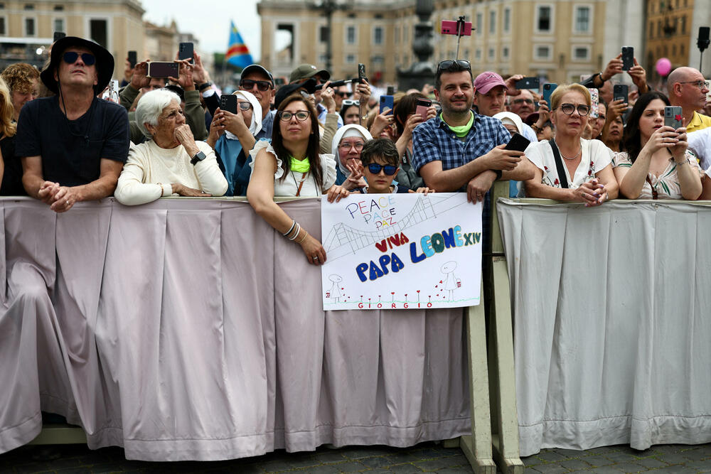 <p>Lav XIV održao govor nakon svoje prve nedjeljne molitve u svojstvu pape</p>