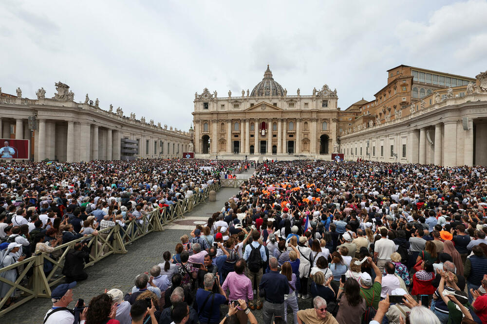 <p>Lav XIV održao govor nakon svoje prve nedjeljne molitve u svojstvu pape</p>