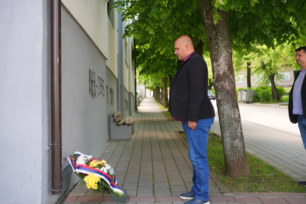 Vraneš na polaganju vijenca, Foto: Opština Pljevlja