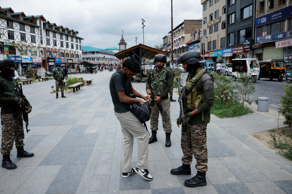 Indijske snage u Kašmiru, Foto: Reuters