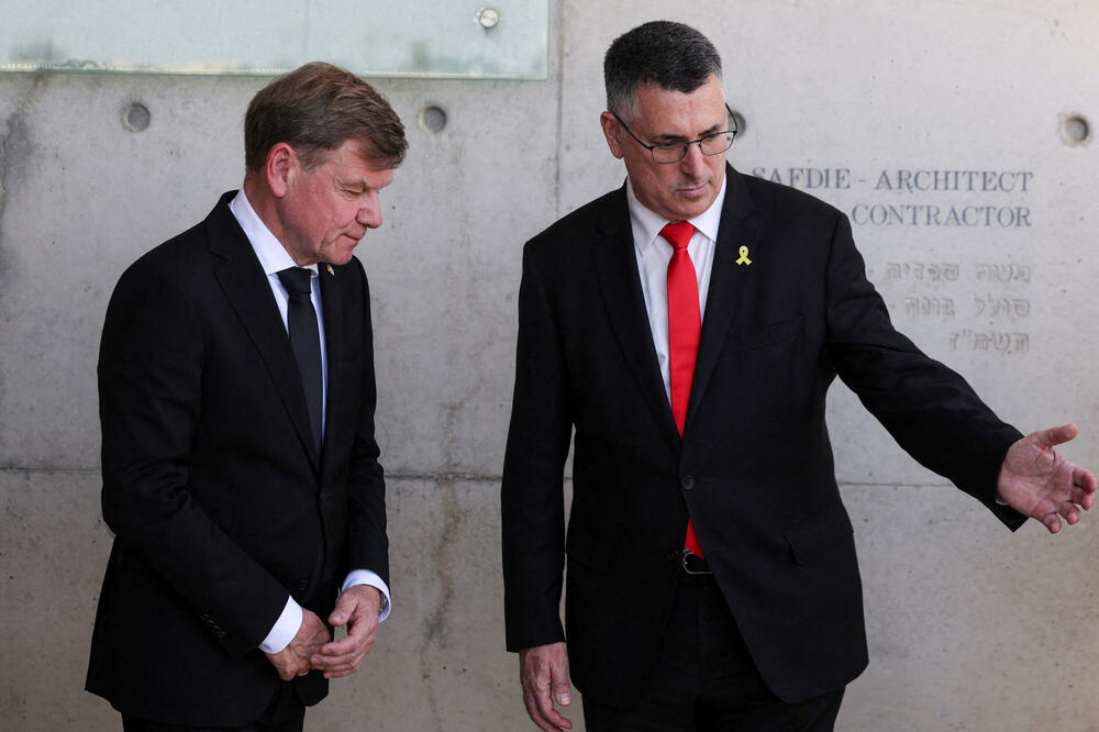 Vadeful i Sar, Foto: Reuters