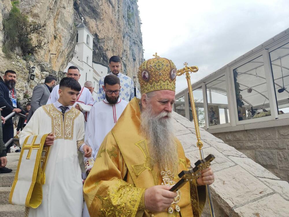 <p>Mnogi pješke prešli desetine, čak i stotine kilometara</p>