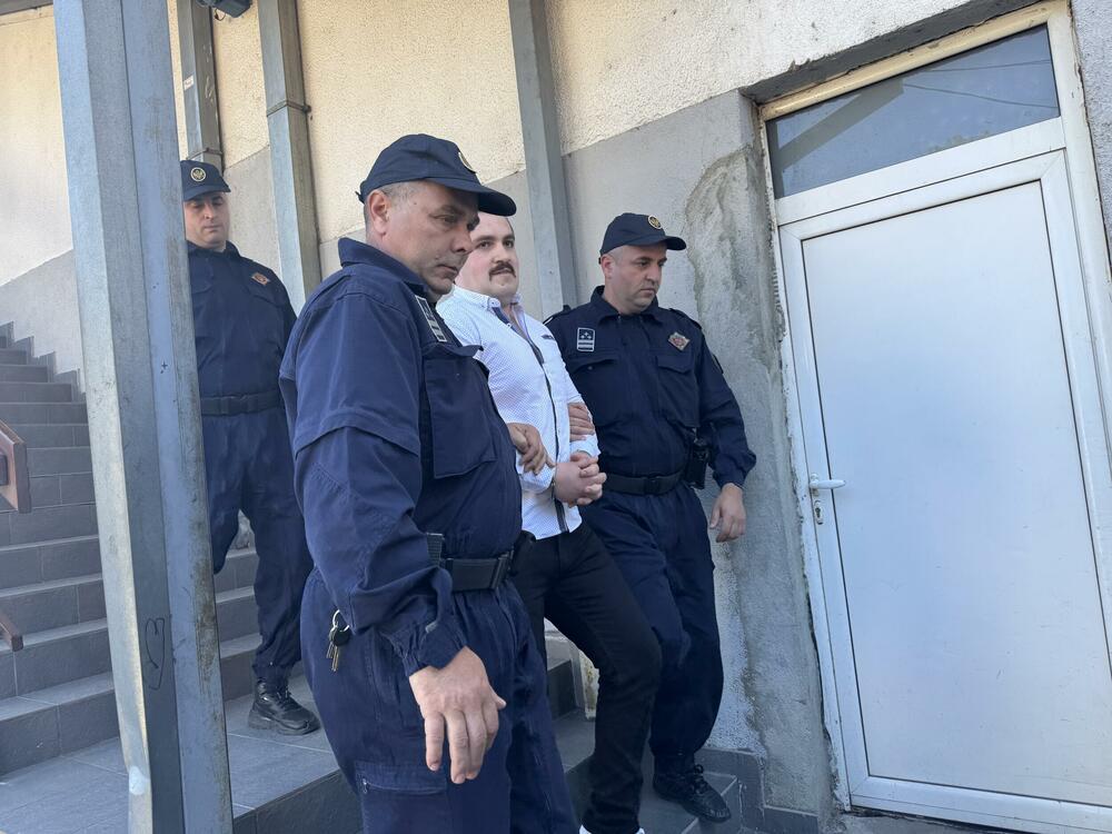 Edmir Ramović obsojen na 13 let in pol zapora zaradi umora v Rožajah, pritožba SDT v primeru "Državni udar" zavrnjena