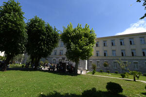 Podgorica: Gimnazija "Slobodan Škerović" i Ekonomska škola...