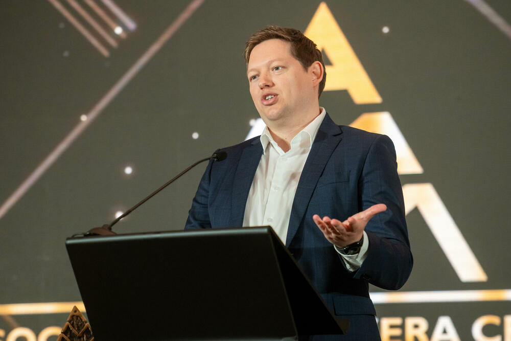 <p>Znanje, integritet i liderstvo moraju postati osnova napredovanja i odlučivanja, kazao je predsjednik AMM-a Budimir Raičković</p>