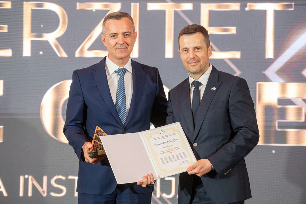 <p>Znanje, integritet i liderstvo moraju postati osnova napredovanja i odlučivanja, kazao je predsjednik AMM-a Budimir Raičković</p>