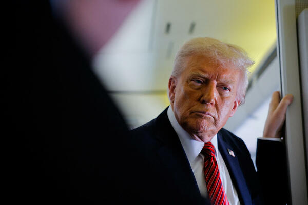 Tramp ponovo nudi da dođe u Tursku, u pokušaju da privoli Putina...