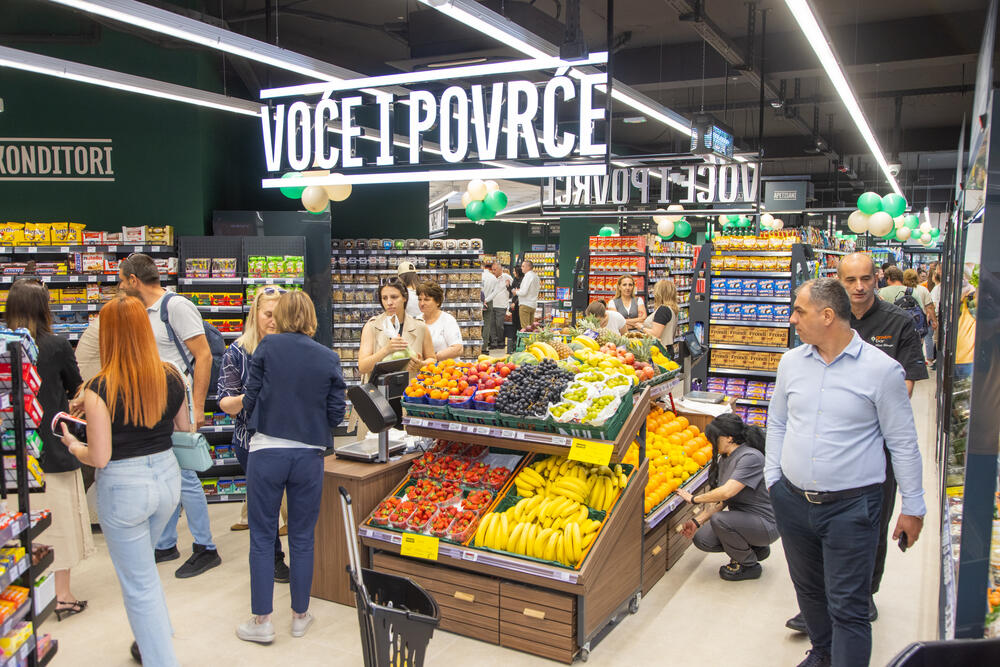 <p>Danas je dan za slavlje!</p>