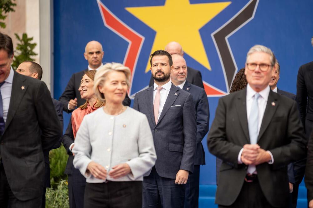 <p>„Ovo je izuzetno važna platforma, posebno za nas, zemlje koje još nisu članice Evropske unije, jer je ovo prilika za otvoren razgovor sa članicama EU o jačanju evropskog jedinstva", rekao je predsjednik Crne Gore</p>