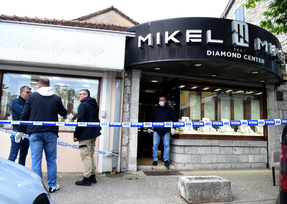 <p>Policija je obavila uviđaj</p>