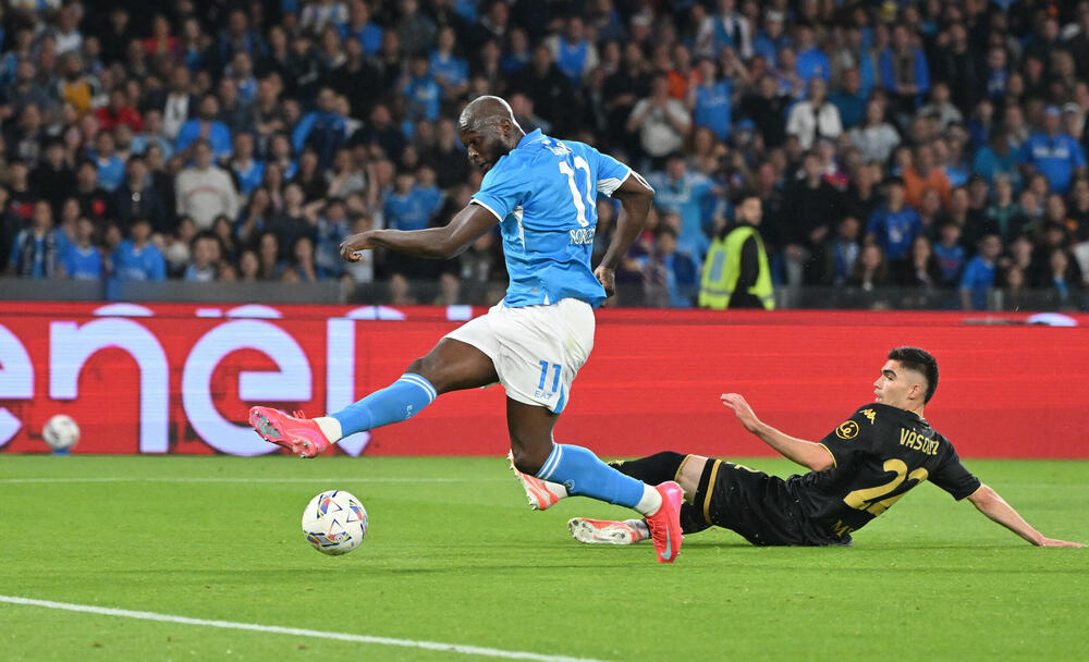 Definitivno je puklo, Konte precrtao Lukakua: Bio je u trening...