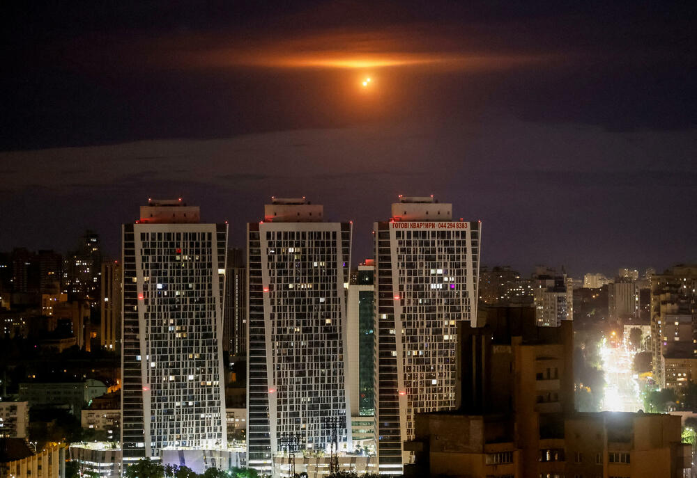 <p>Vojna uprava Kijeva prijavila je štetu u šest okruga ukrajinske prijestonice</p>