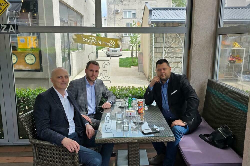 Tek treba da se dogovore: Mrkić, Vuković i Kovačević, Foto: Facebook/Marko Kovačević