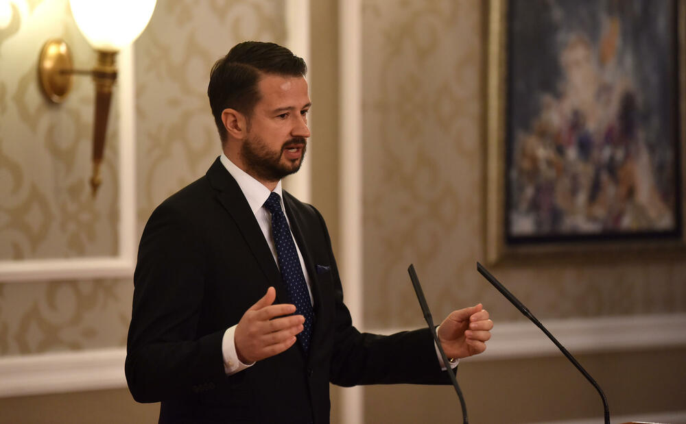 Milatovićev kabinet: Prenošenje dvorca u privatno vlasništvo bilo...