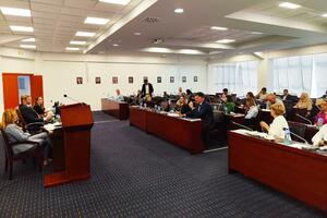 Knežević: Dešava nam se da dežurni u OB Tivat mora da zaključa...