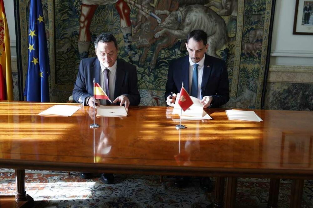 Detalj sa potpisivanja memoranduma, Foto: Vrhovno državno tužilaštvo